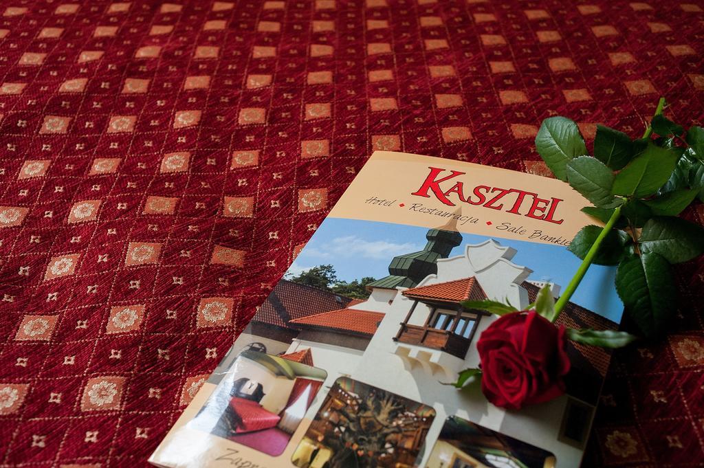 Hotel Kasztel Rzezawa Bilik gambar